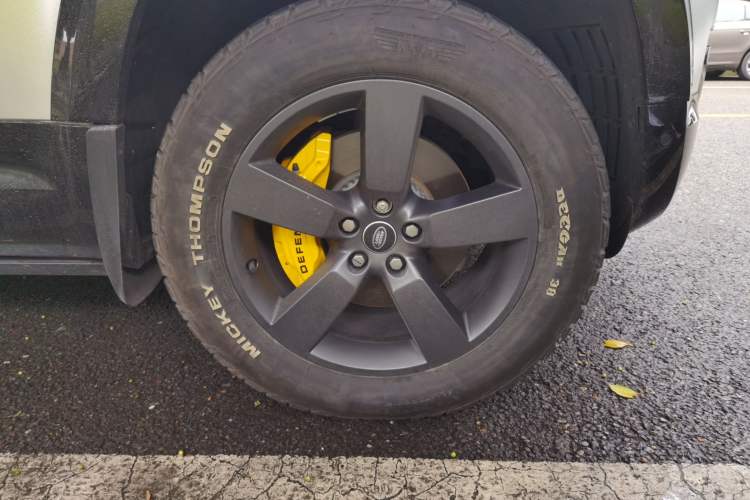 Used Land Rover Defender 2025 110 3.0T P400 – Dynamic HSE
