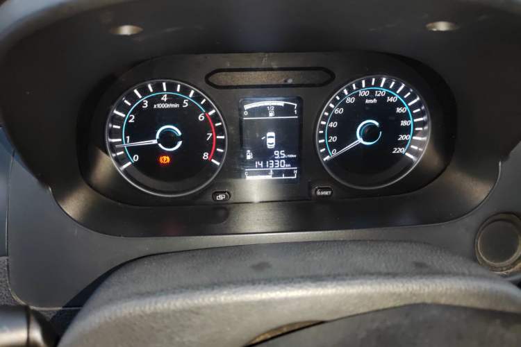 Used FORTHING Joyear S50 2014 1.5L Manual Luxury Edition
