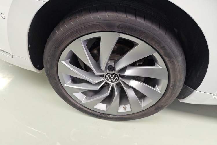 Used Volkswagen FAW-Volkswagen CC 2023 380TSI Striking Edition
