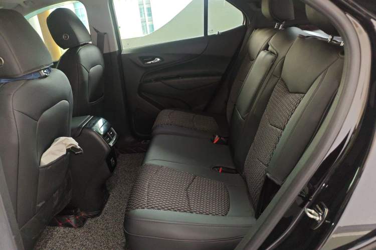 Used Chevrolet Equinox 2018 RS 550T Automatic All-Wheel-Drive Boundary Edition
