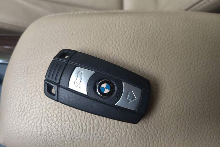 Used BMW X6 2011 xDrive35i
