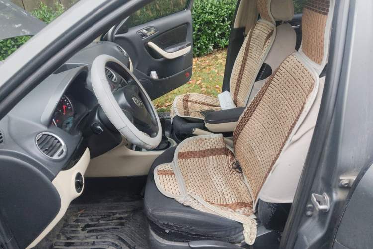 Used Volkswagen Lavida 2011 1.6L Manual Joy Version Left Front Seat