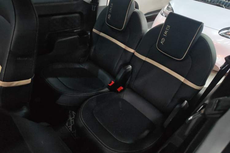 Used Baojun KiWi EV 2021 Artist Model Ternary Lithium
