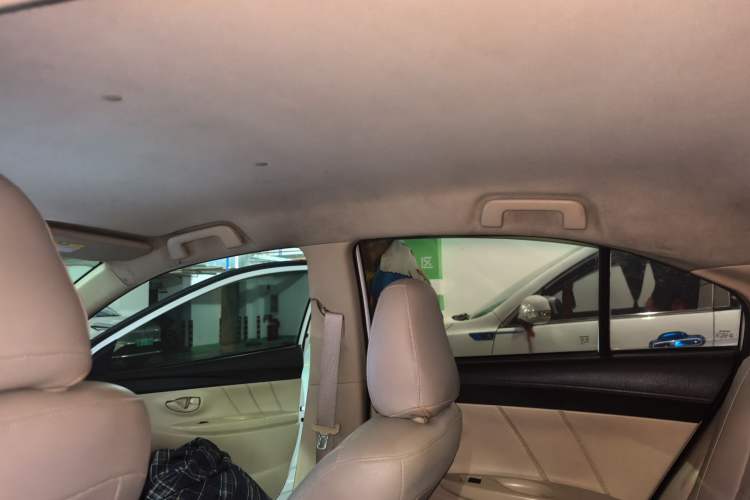 Used Toyota Vios 2014 1.3L Automatic Standard Edition Headliner