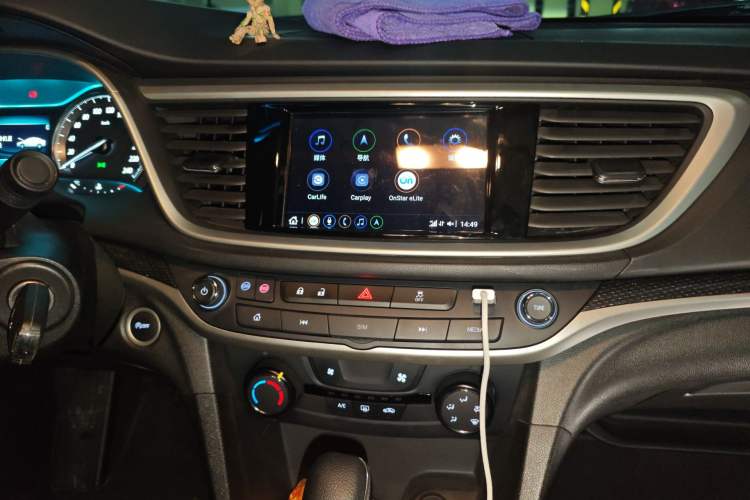 Used Buick GT 2021 Revised Version Flagship 1.5L Automatic Elite Edition Audio And AC Panel