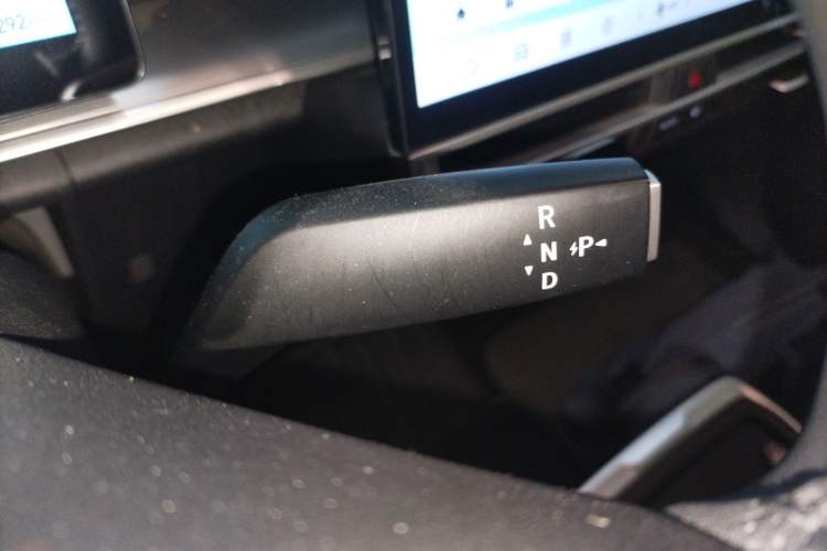 Used Venucia VX6 2023 520 Pro