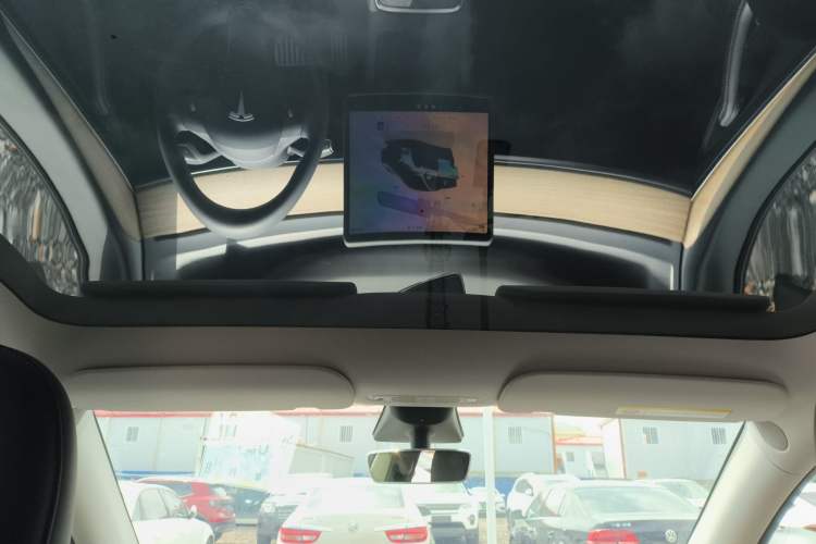 Used Tesla Model Y 2022 Performance High-Performance All-Wheel-Drive Version Headliner