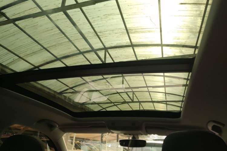 Used Volkswagen Tayron 2020 330TSI Two-Wheel Drive Luxury Smart Connectivity Version