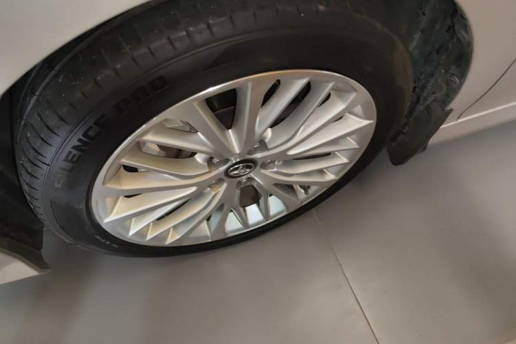 Used Toyota Camry 2019 2.5G Luxury Edition China VI Standard Left Front Wheel Hub