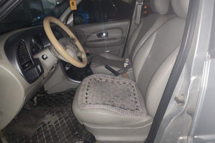 Used Citroen Elysee 2013 Sedan Classic 1.6L Manual Tech Model CNG
