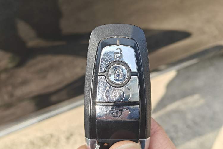 Used Lincoln Nautilus 2021 2.0T Four-Wheel Drive Luxury Edition