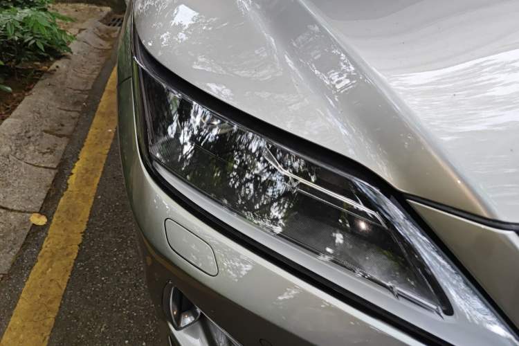 Used Lexus RX 2020 Revised Version 300 Two-Wheel Drive Comfort Edition Right Front Headlight
