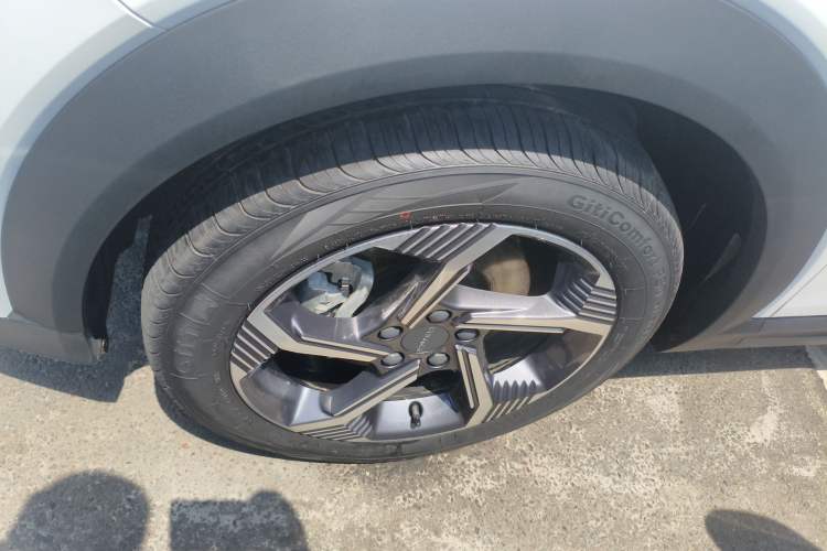 Used Lynk & Co 06 EM-P 2023 1.5T Remix PHEV Pro