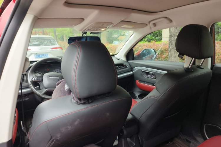 Used Haval H2s 2017 Red-Label 1.5T Dual-Clutch Elite Model