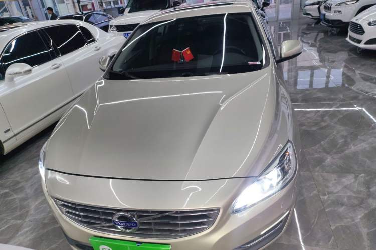 Used Volvo S60 2017 S60L T4 Smart Range Edition
