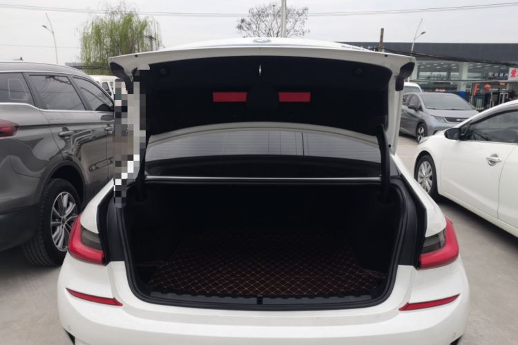 Used BMW 3 Series 2021 Second Facelift 325Li M Sport Package
