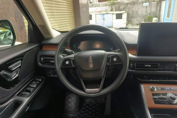 Used Lincoln Aviator 2022 3.0T V6 Four-Wheel Drive Luxury Edition