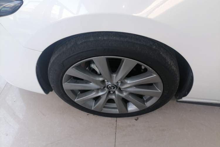 Used Mazda 3 Axela 2023 2.0L Automatic ZhiXuan Edition Left Front Wheel Hub