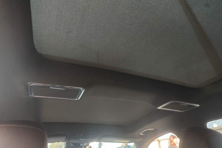 Used Mercedes-Benz GLC 2021 GLC 300 L 4MATIC Dynamic Model