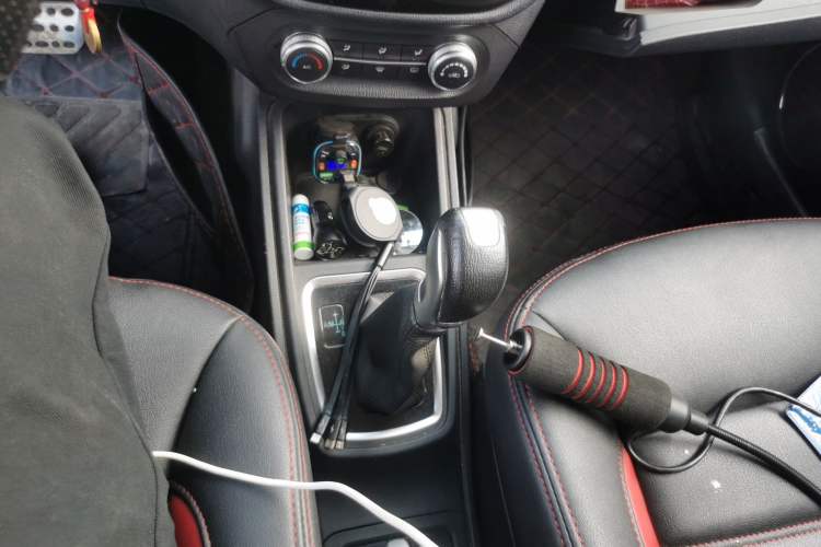 Used Haval H1 2016 Blue Label 1.5L AMT Urban Model Gear Lever