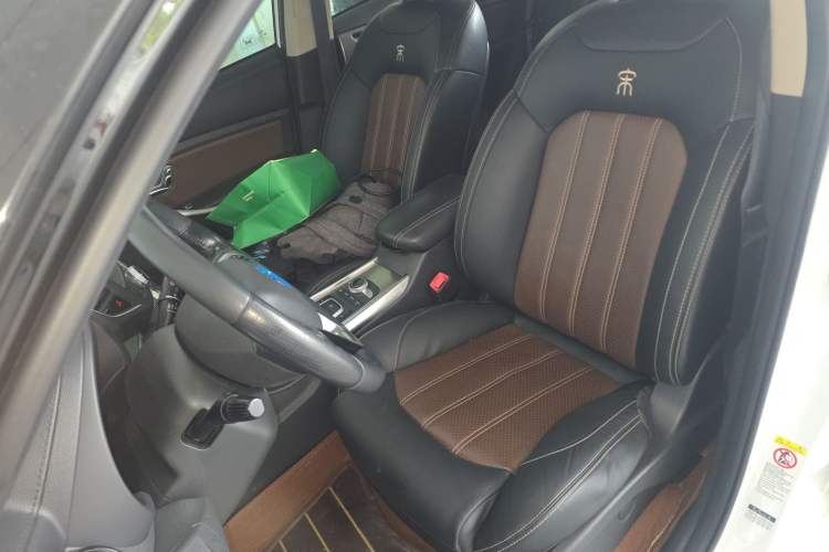 Used BYD Song New Energy 2017 Song DM 1.5TID All-Wheel Drive Luxury Model Left Front Seat