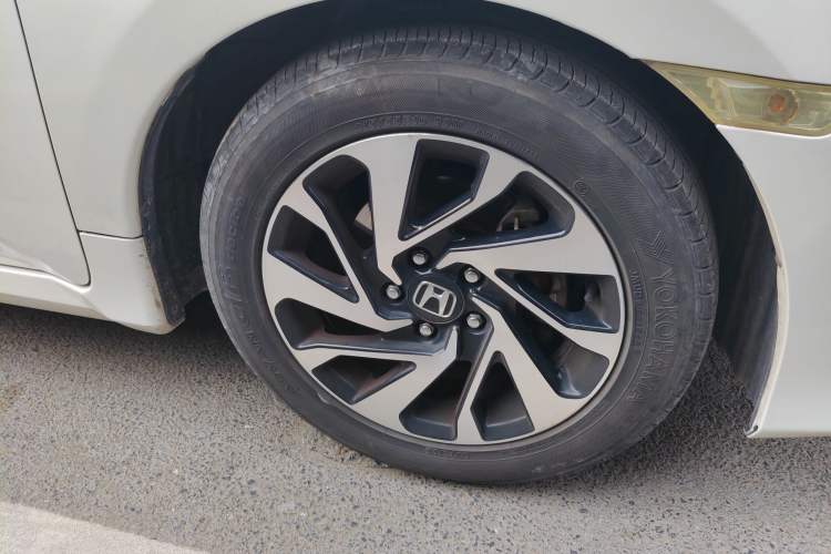 Used Honda Civic 2016 220TURBO CVT Luxury Edition