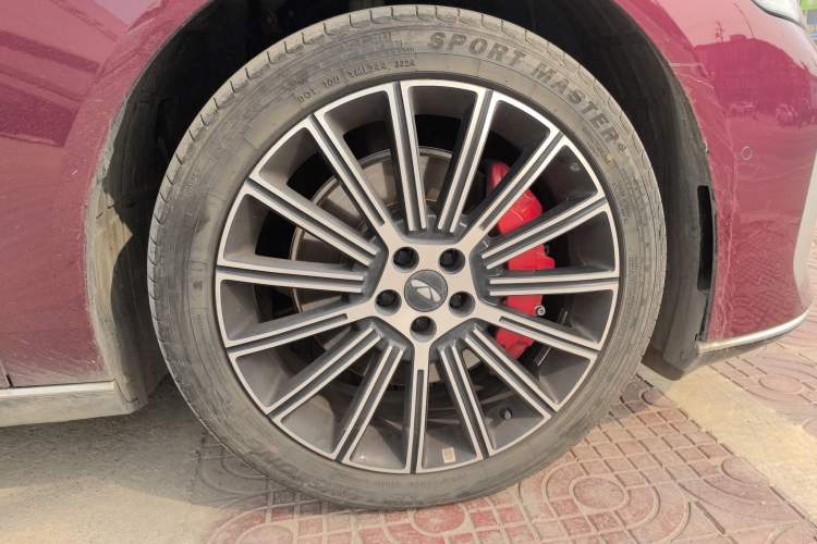 Used Chery Fulwin A9L 2025 Model, Four-Wheel Drive High-Energy Peak Edition