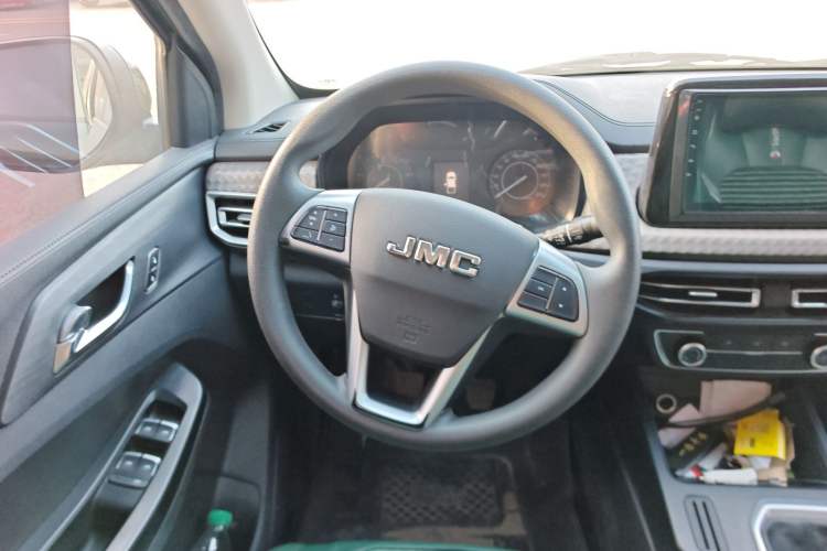 Used JMC Baodian 2020 2.5T Diesel 4x4 Comfort Edition Long Wheelbase JX4D25A6L