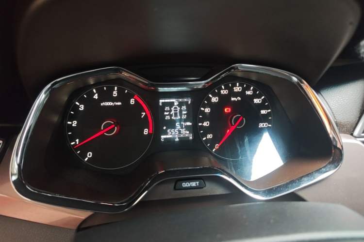 Used Baojun 310W 2017 1.5L Manual Fashion Model China V
