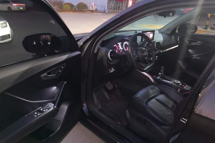 Used Audi Q2L 2022 35 TFSI Progressive Dynamic Edition
