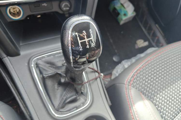 Used Chery Tiggo 3 2016 1.6L Manual ZhiShang Edition