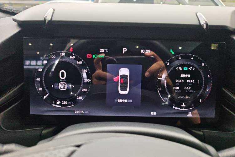 Used Lynk & Co 03 2023 1.5TD DCT JingPro Instrument Cluster