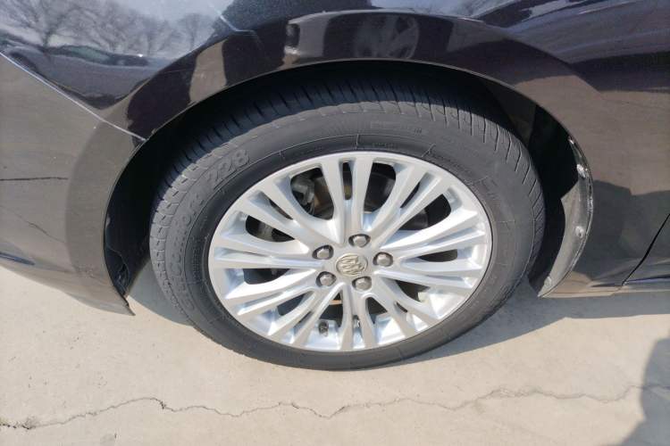 Used Buick GT 2015 15N Automatic Elite Version
