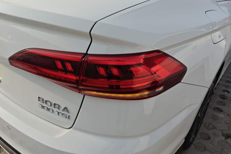 Used Volkswagen Bora 2023 300TSI DSG Prestige Edition
