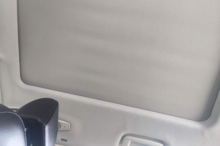 Used Ford Kuga 2015 2.0L GTDi Four-Wheel-Drive Sport Model
