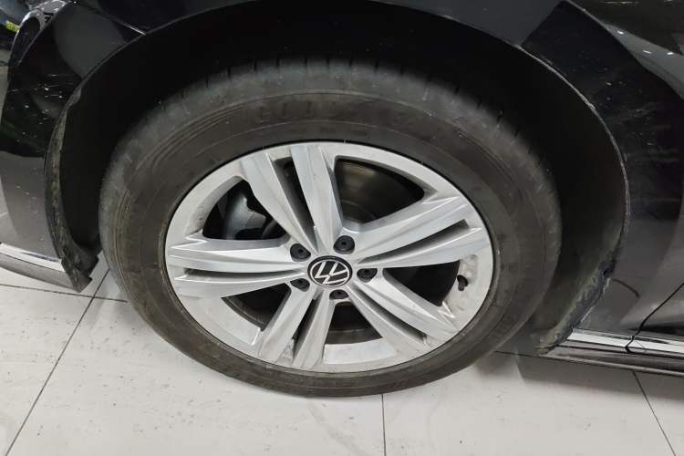 Used Volkswagen Magotan 2025 Zhongxiang Version 280TSI DSG Comfort Edition