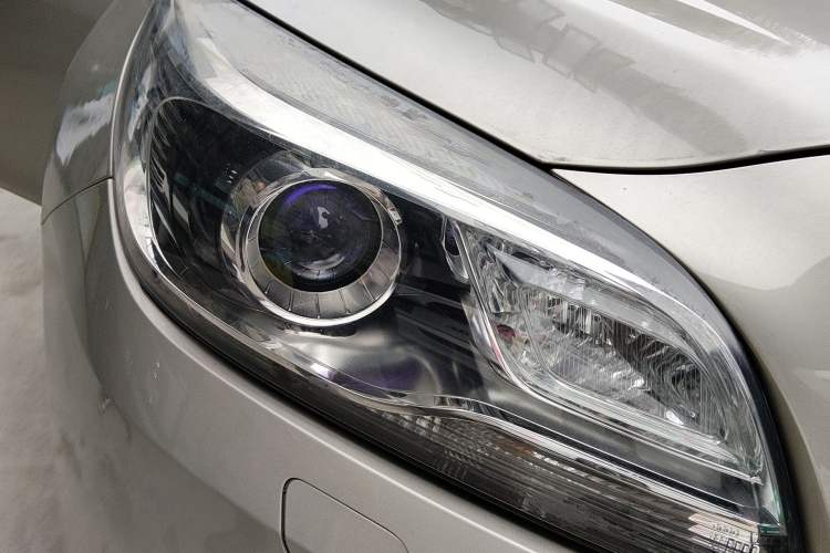 Used Chevrolet Malibu 2014 2.0L Automatic Luxury Edition Right Front Headlight