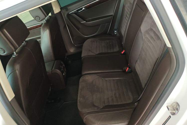 Used Volkswagen Magotan (Import) 2012 Travel Edition 2.0 TSI Comfort Version