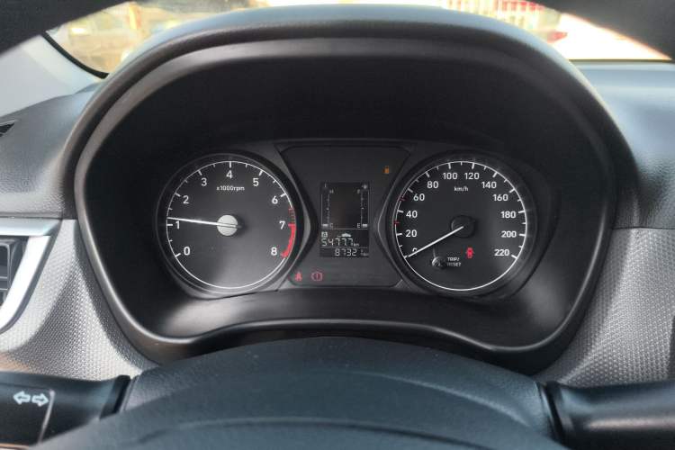 Used Hyundai Verna (older generation) 2017 1.4L Manual Refreshed Version China VI Standard