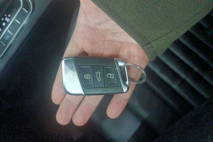 Used Volkswagen Magotan 2018 330TSI DSG Advanced Model Interior 1