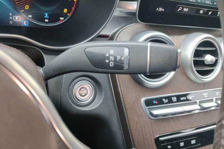 Used Mercedes-Benz GLC 2022 GLC 260 L 4MATIC Luxury Model Gear Lever