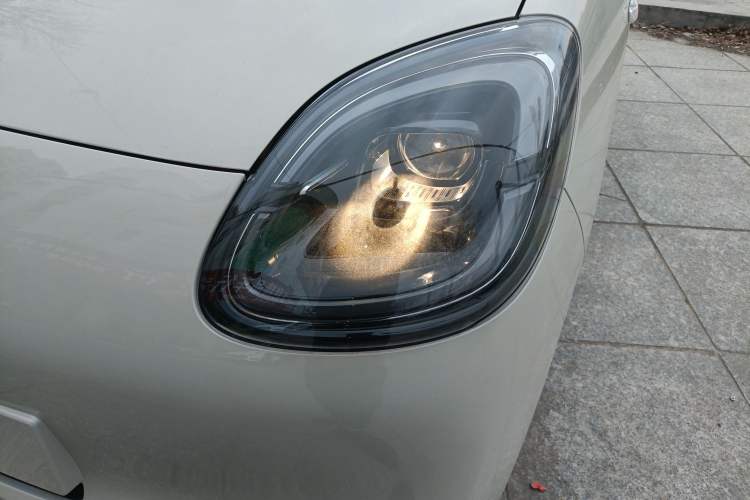 Used Wuling Hongguang MINIEV 2025 Four-Door Version Advanced Edition
