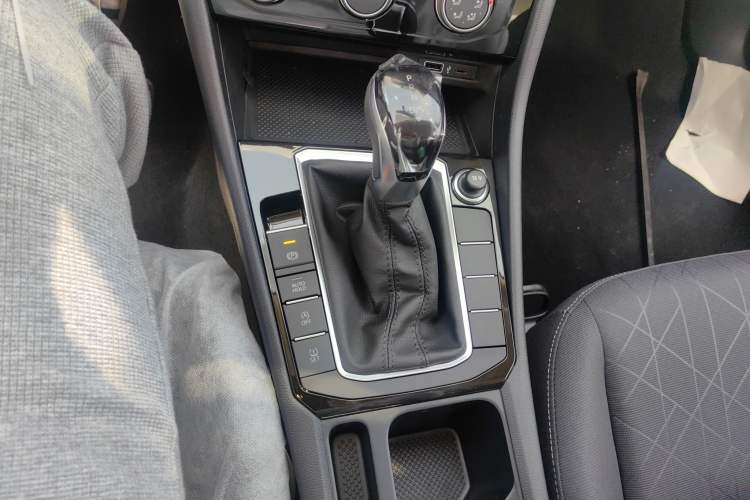 Used Jetta VA7 2025 1.4T "Listen to the Advice" Version
