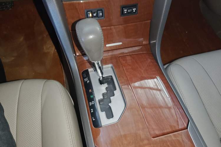 Used Toyota Camry 2013 200G Classic Luxury Edition
