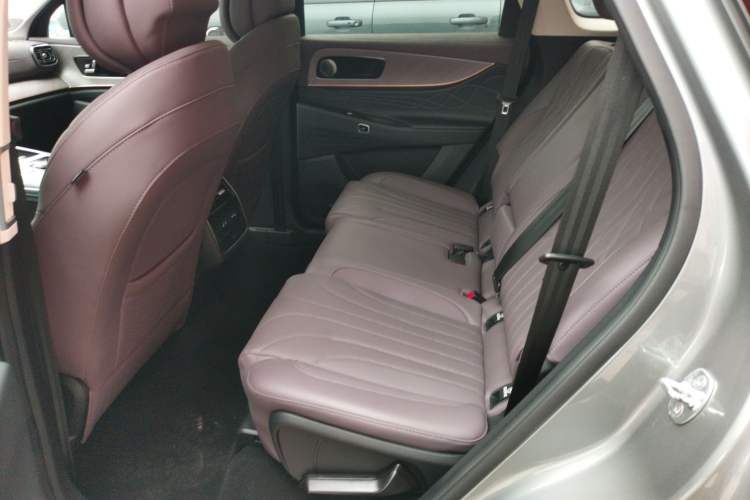 Used Chery Tiggo 9 C-DM 2025 1.5T 106KM Ultra-Comfort Edition 5 Seats Lithium-NMC