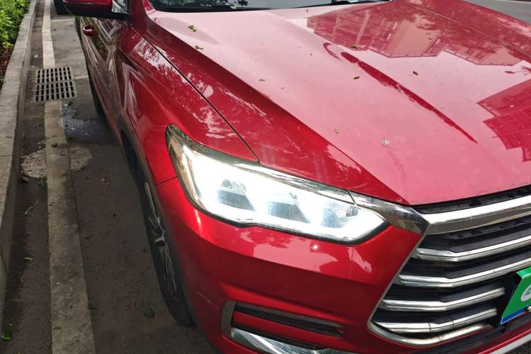 Used BYD Song Pro 2019 1.5T Automatic Prestige Model Right Front Headlight