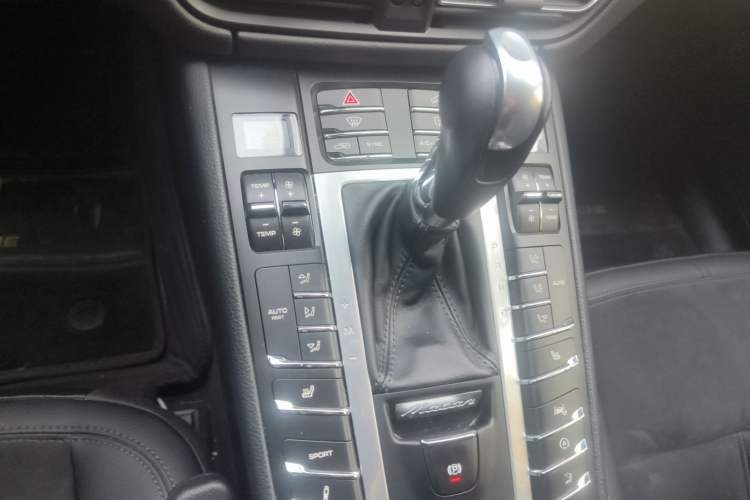 Used Porsche Macan 2020 Macan 2.0T
