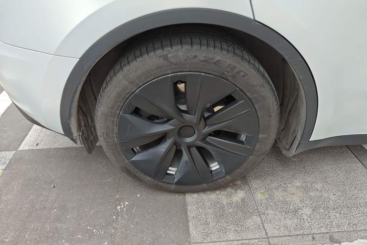 Used Tesla Model Y 2022 Revised Version Rear-Wheel Drive Exterior 5