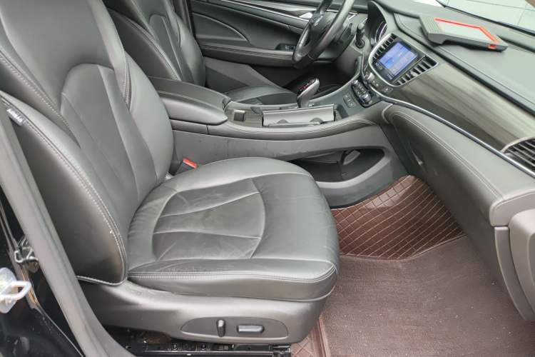 Used Buick LaCrosse 2022 652T Luxury Version