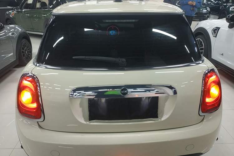 Used MINI 2019 1.5T ONE PLUS Rear